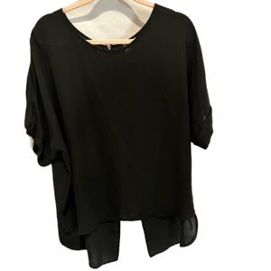 Short Sleeve Black Top (L)